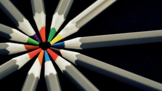 企業網站制作達不(bù)到(dào)這(zhè)五條，就(jiù)和(hé / huò)網絡公司說(shuō)不(bù)！ u=1138355324,863435655&fm=27&gp=0